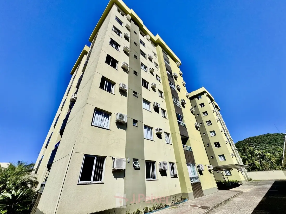 Apartamento no bairro Velha Central, cód. 1103
